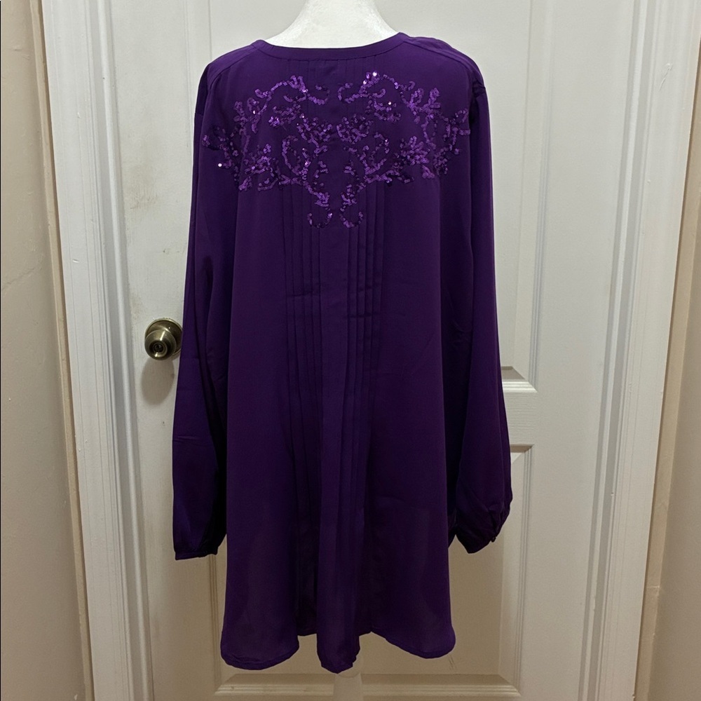 Roaman's Deep Purple Embroidered Blouse NWOT but extra button still attached. - Picture 2 of 12